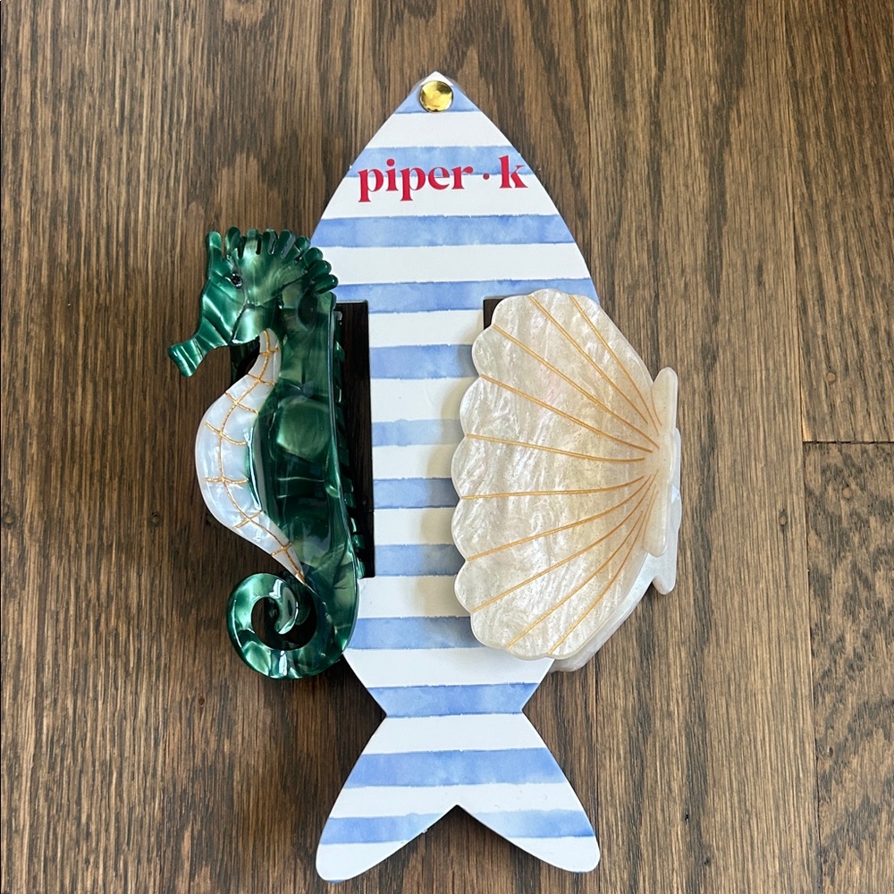 Piper K Aquatic Seahorse and Shell Hair Clip - Green and Cream